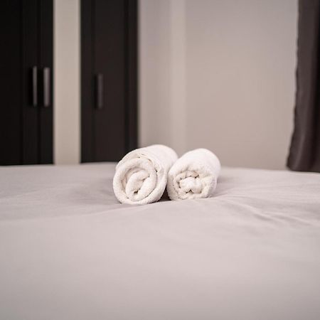 Central Apartment In Belfast City Centre - Sleeps 5 People Εξωτερικό φωτογραφία