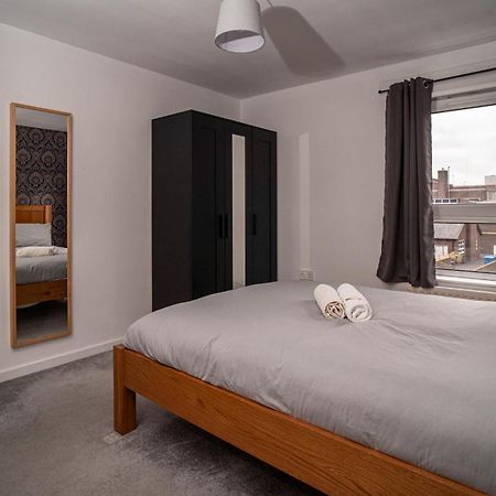 Central Apartment In Belfast City Centre - Sleeps 5 People Εξωτερικό φωτογραφία