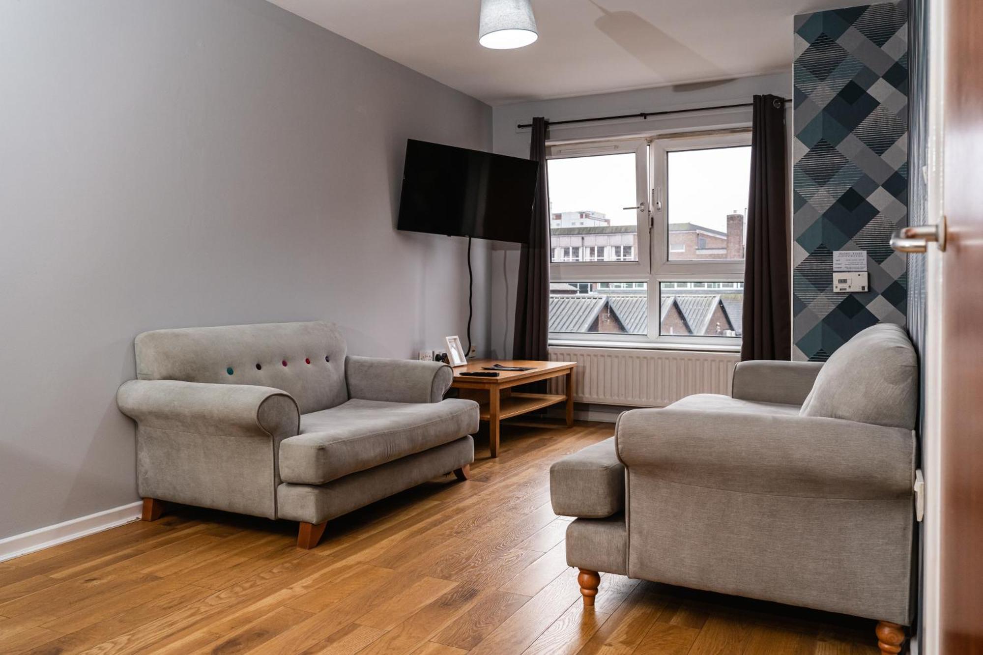 Central Apartment In Belfast City Centre - Sleeps 5 People Εξωτερικό φωτογραφία