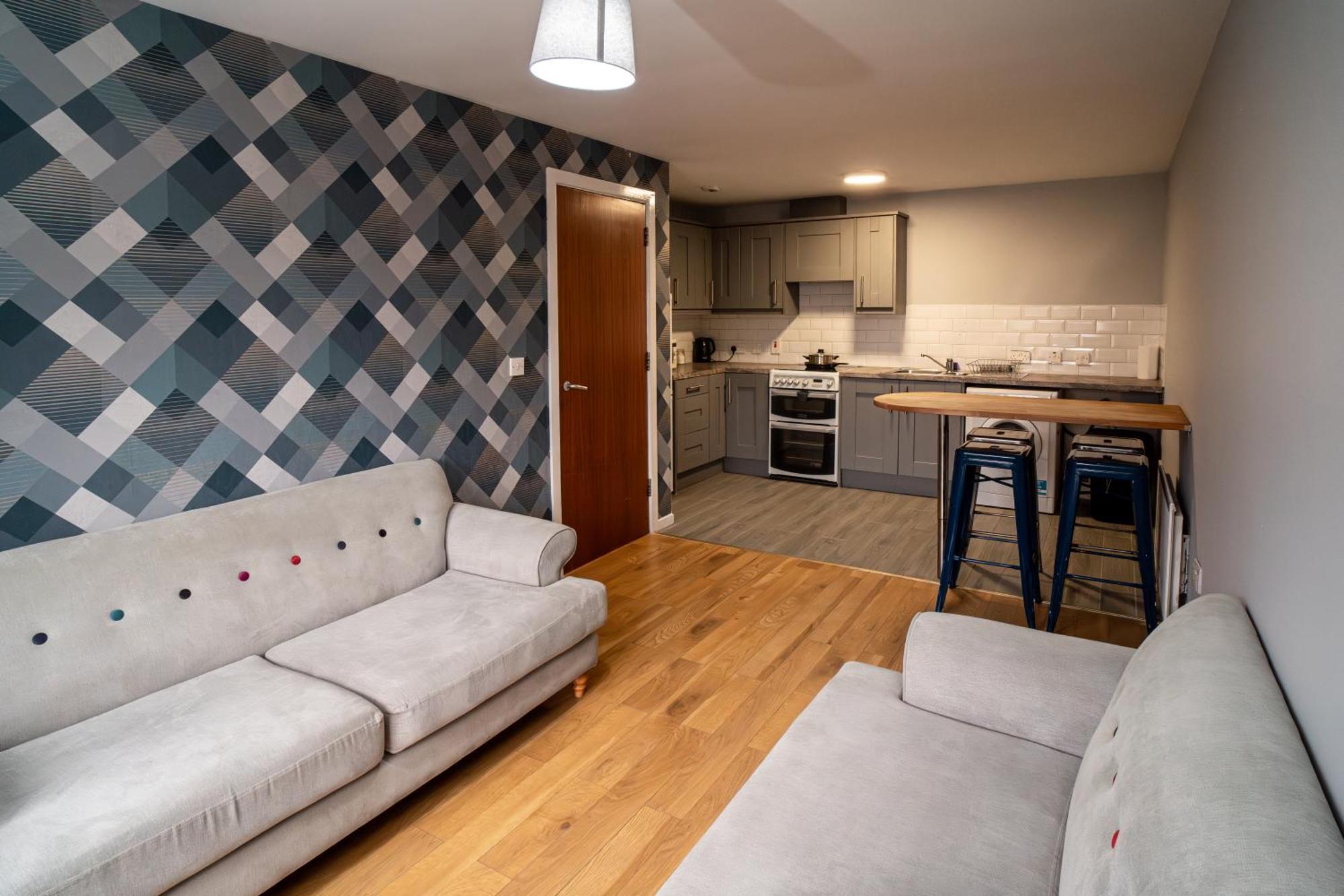 Central Apartment In Belfast City Centre - Sleeps 5 People Εξωτερικό φωτογραφία